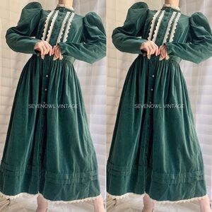 vintage gunne sax long sleeve velvet dress dark green medium lacey ren faire